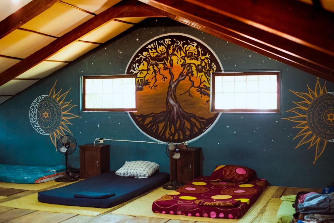 Ciao Cacao Hostel & Vegan Cafe Флорес Екстер'єр фото